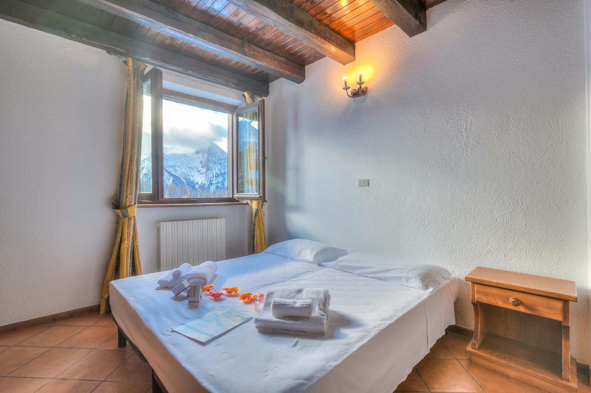 Belvedere Apartments - Happy Rentals Sestriere Exterior photo