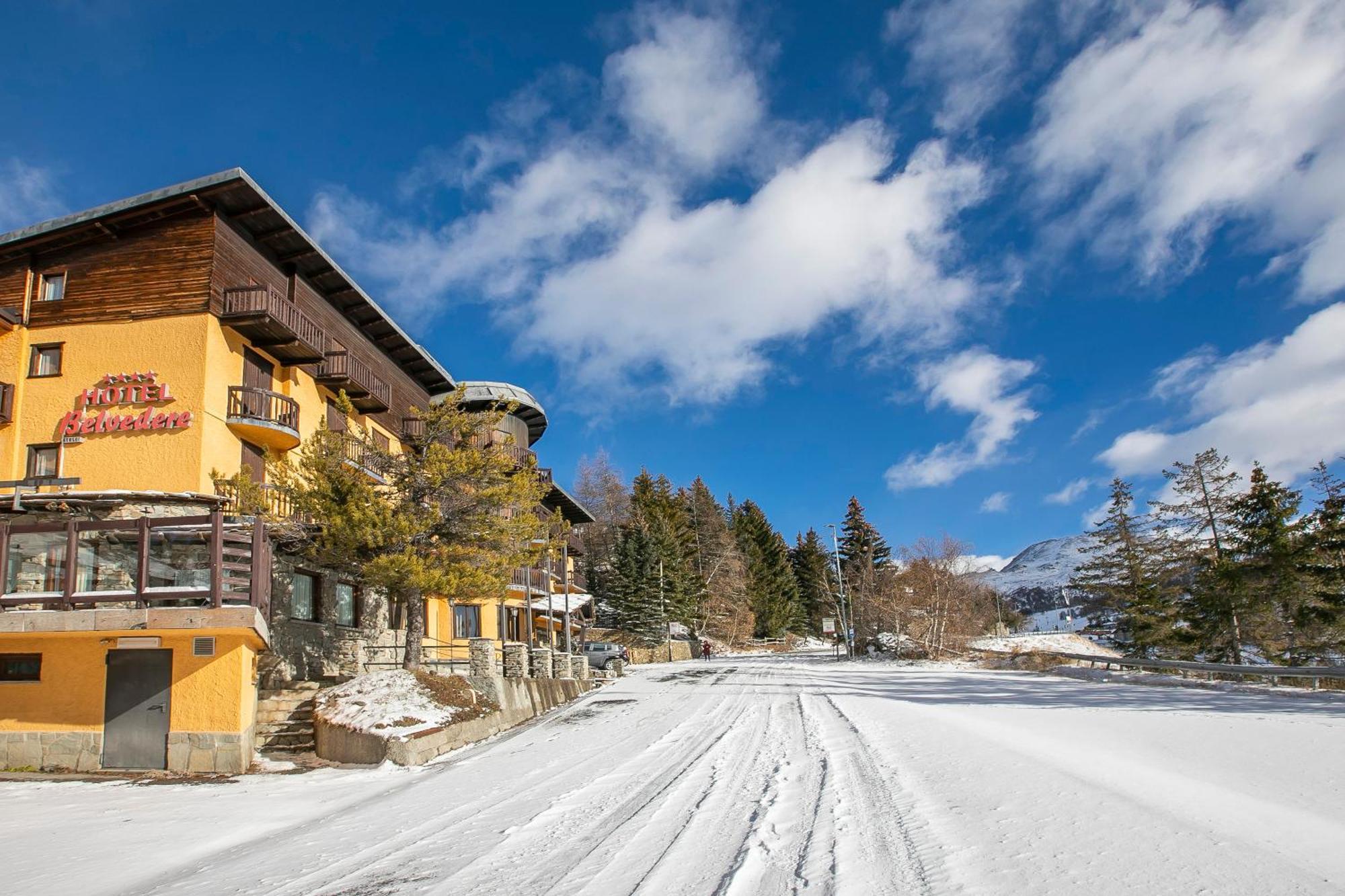 Belvedere Apartments - Happy Rentals Sestriere Exterior photo
